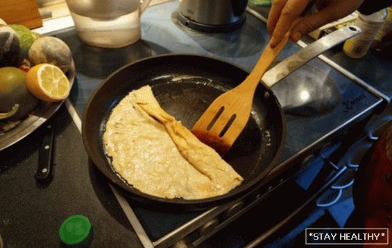 Pourquoi ne pas avoir des crêpes? déchiré, brûlé, pas cuit