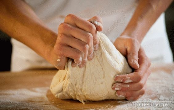 Règles de travail avec la pâte à levure, ses types, durée de vie